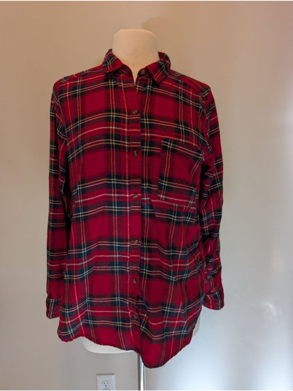Hollister Womens Red Plaid Button-Up Shirt Boyfriend Fit M Country